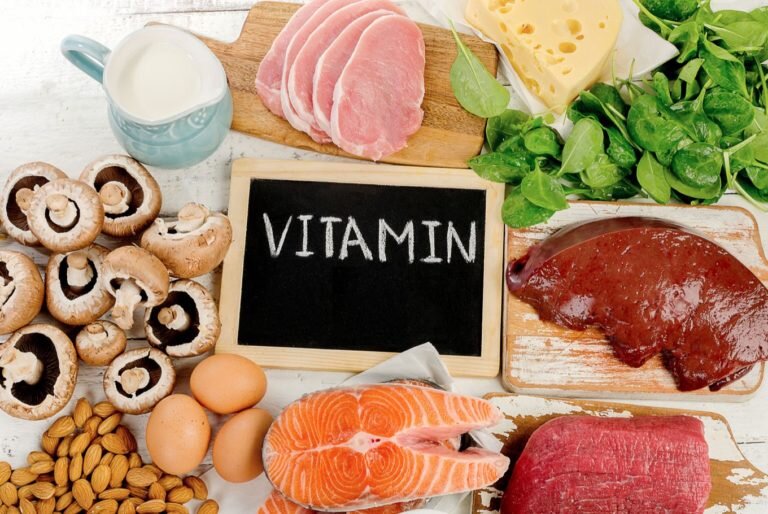 Очень много витаминов содержится в полезных продуктах.