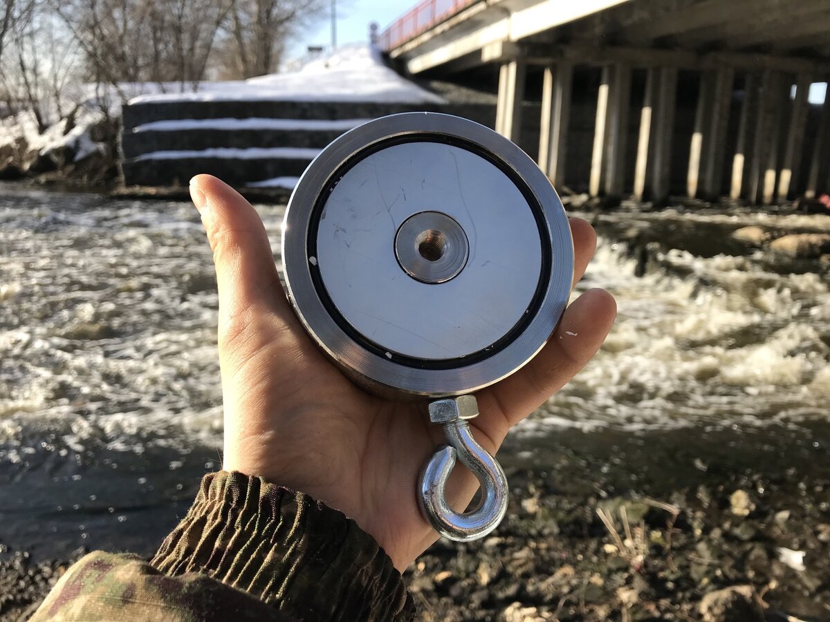 Поисковый магнит