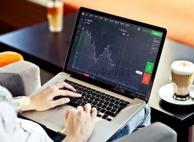 Еще десятилетие назад в валютных курсах разбирались единицы. Сейчас заработок на биржах доступен практически каждому человеку, что обусловлено возможностью обучения в режиме онлайн и отсутствием необходимости вкладывать крупные суммы. Но заработок на Форекс подразумевает наличие знаний, специальных навыков и опыта в определении выгоды от изменений курса валют. Поэтому большинство приходит к выводу, что данный способ обогащения является мифом, придуманным опытными мошенниками для потребителей, не разбирающихся в нюансах заработка.