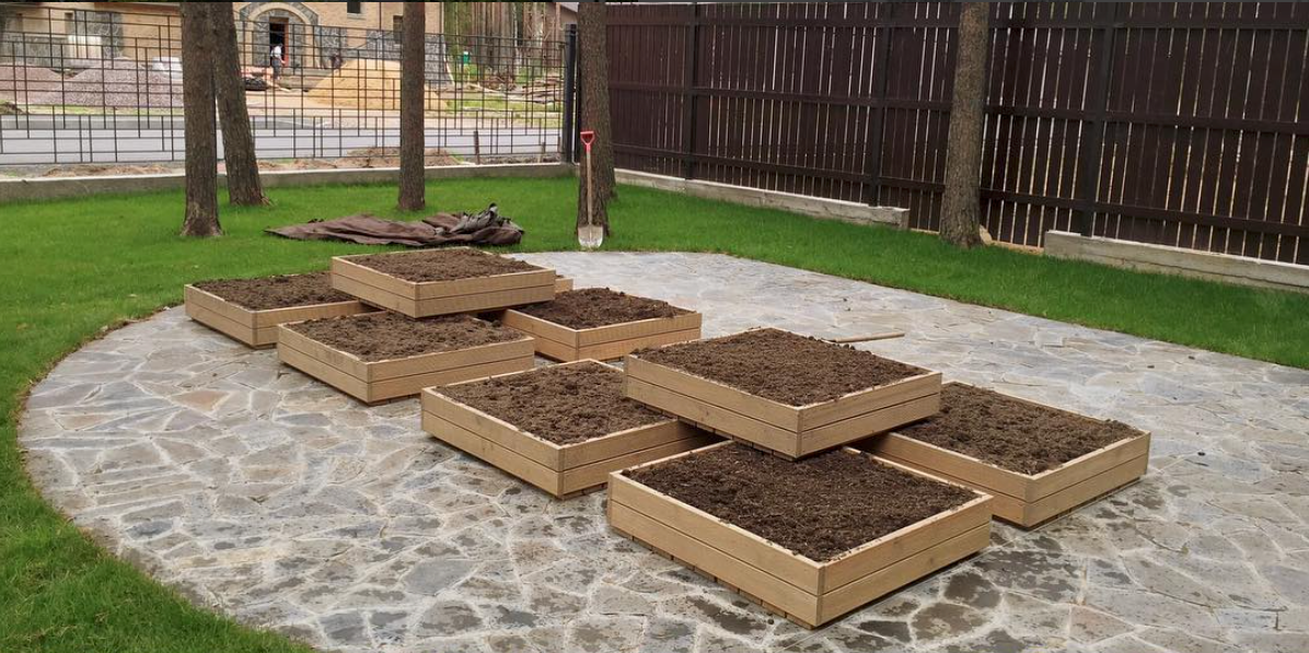 Многоярусная грядка. Фото: Гринвилсон