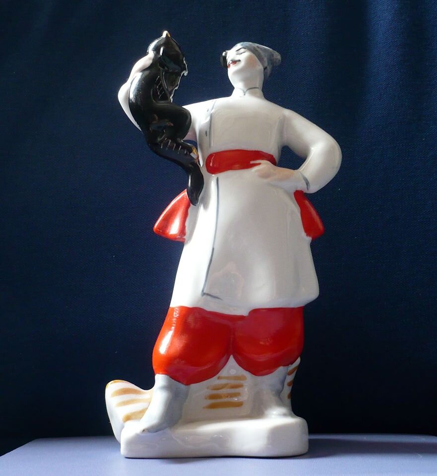 Н.В. Гоголь. "Вечера на хуторе близ Диканьки", "Вакула с чёртом" Фарфор. Коллекция Сергея Лагерева