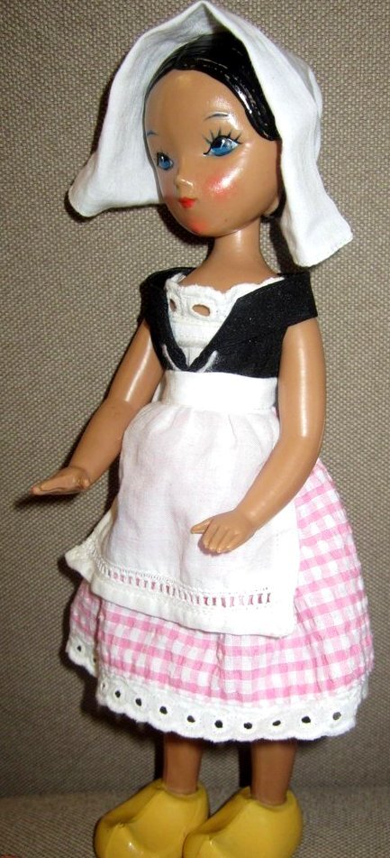 Золушка. Кукла СССР. Скульптор - Манухина И. С.  