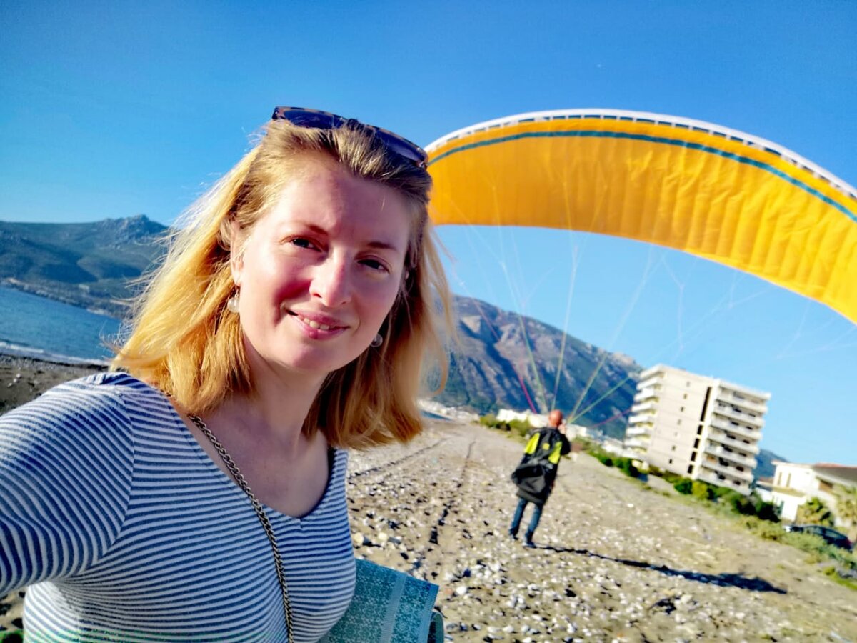 На пляже в Лутраки, Греция, 10 мая, 20