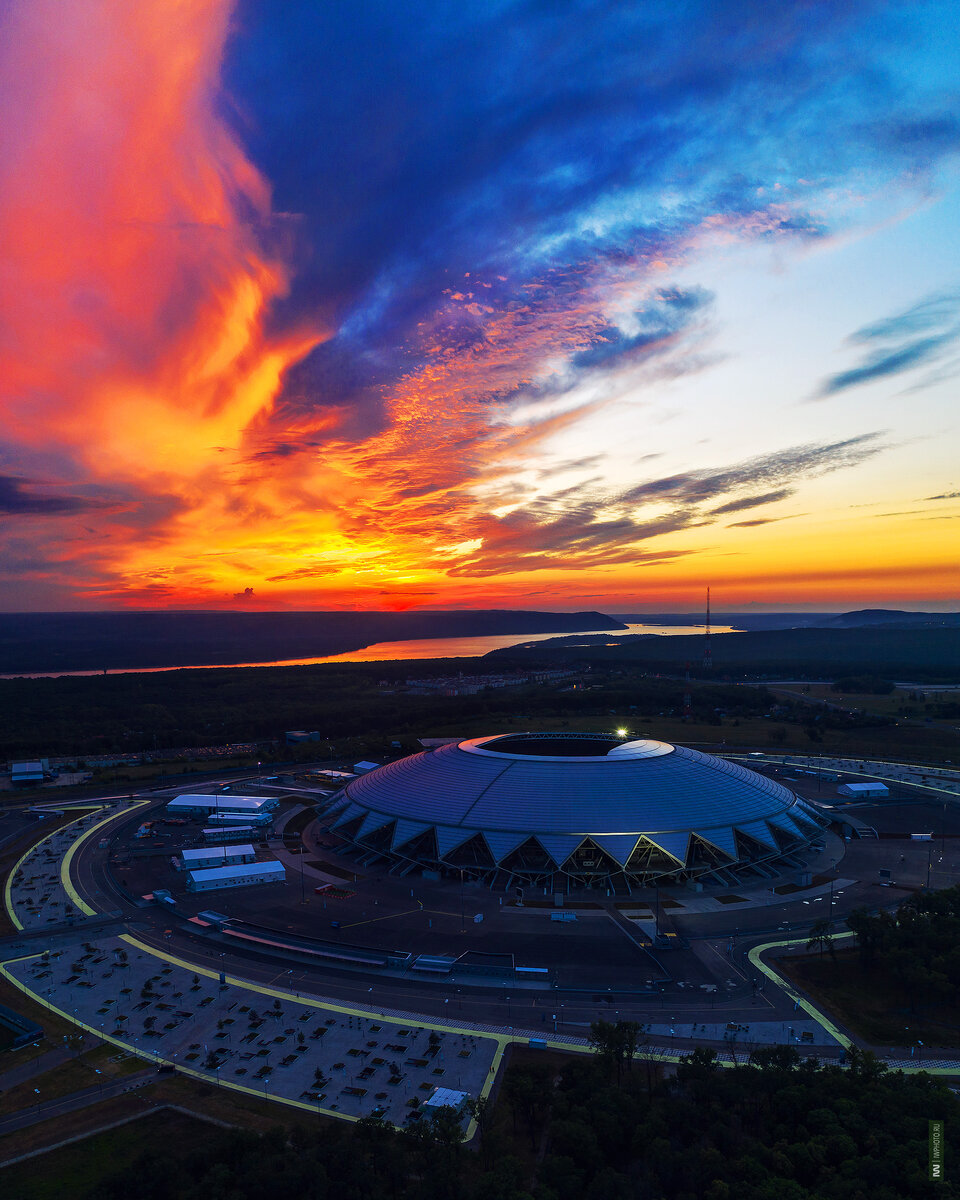 Фото футбольный стадион самара