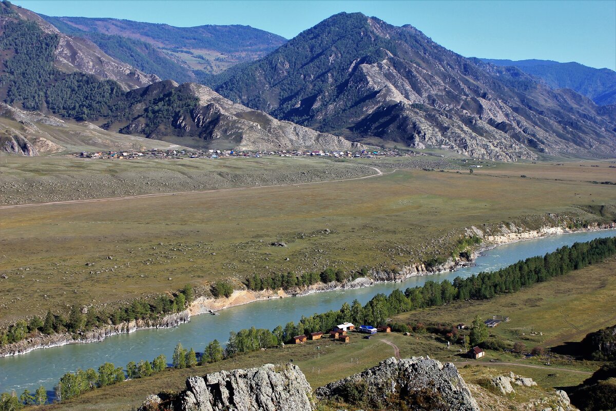 Куюс Алтай. Село Куюс горный Алтай. Алтайская пирамида Куюс.