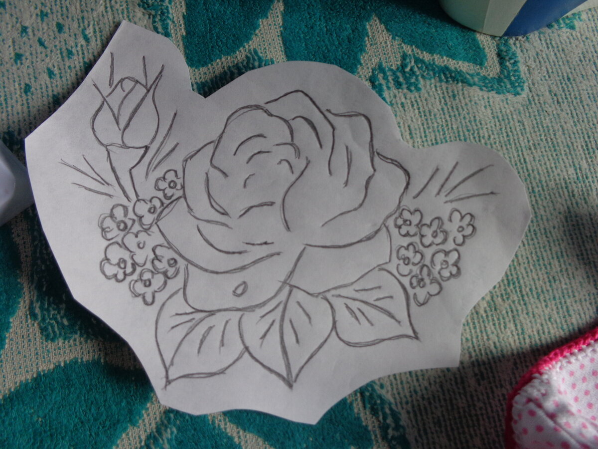 подготовила эскиз рисунка