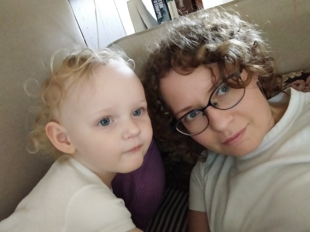 Не все же только на диване лежать