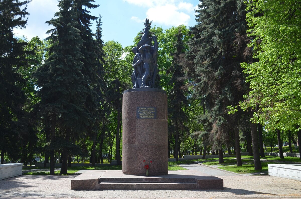 Памятник белочехам в Пензе - троянский конь европейских фальсификаторов  истории. | SimTour | Дзен