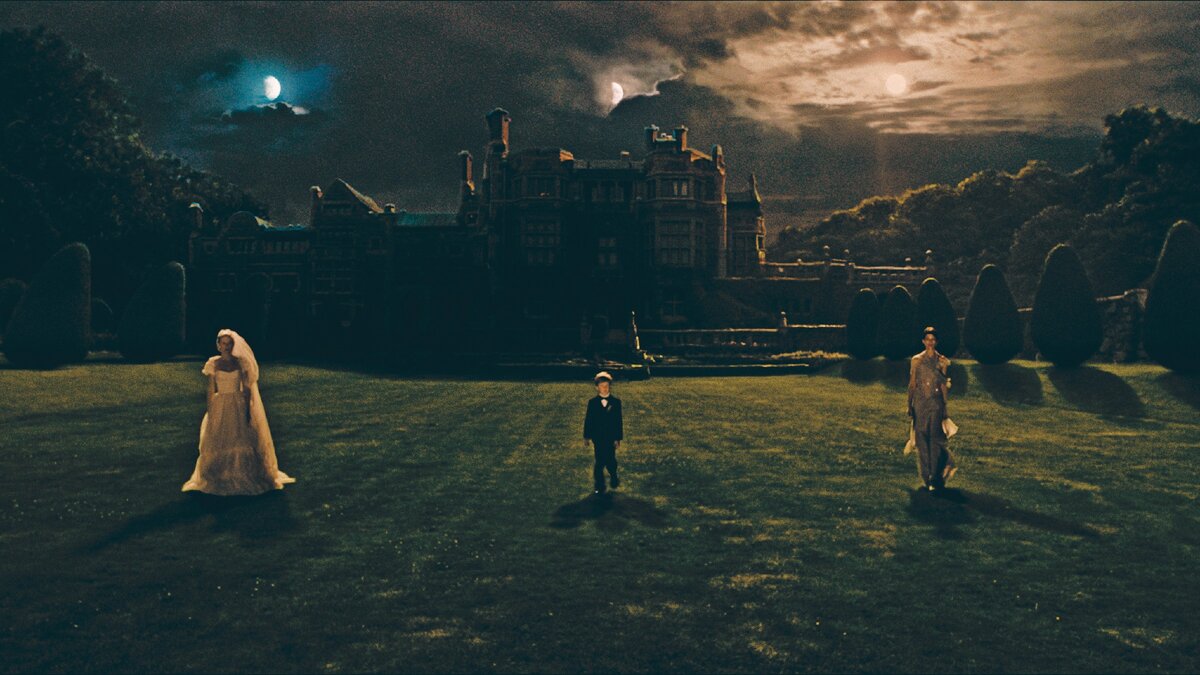 Некоторые кадры сами по себе произведения искусства