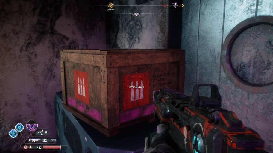 Не пытайтесь их атаковать в ближнем бою, поскольку придется нанести намного больше ударов, чем вы думаете. Зачем мучаться, если для их разрушения достаточно двух пуль? Внутри расположено намного больше добычи, чем вы потратите при выстреле. Не нужно пытаться сэкономить на этом время!Деревянный ящик.