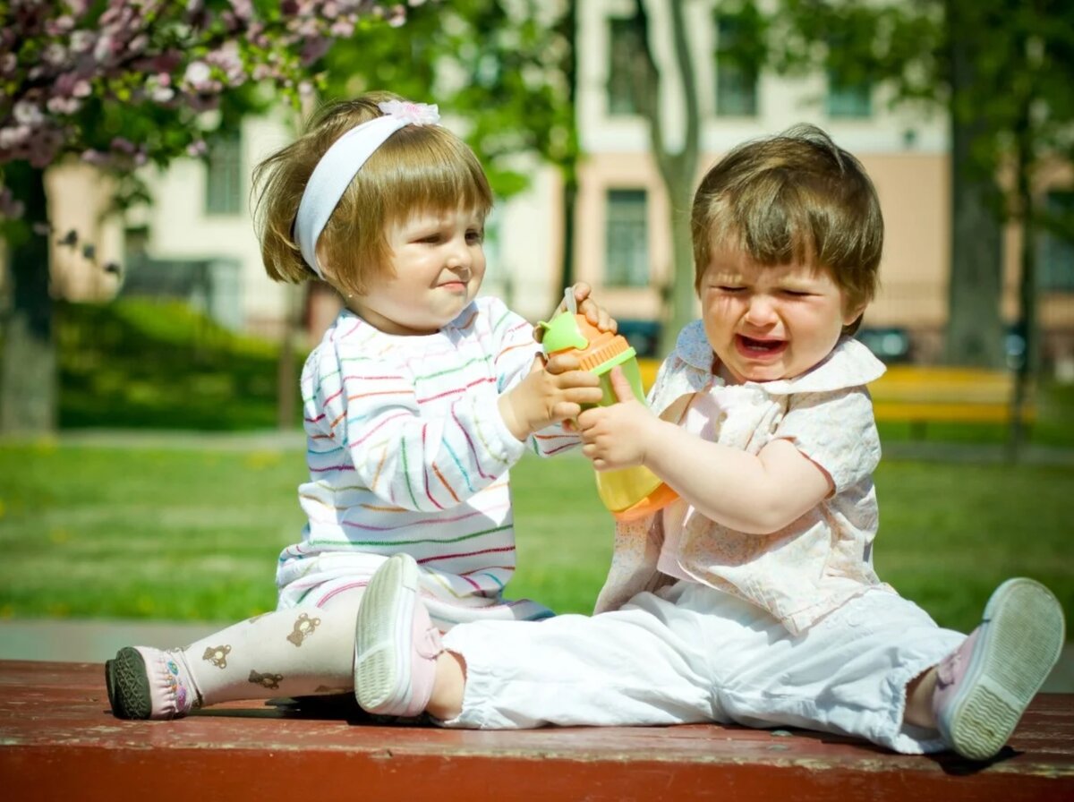 Иногда хочется побыстрее прекратить шум, но нужно помнить о будущем наших детей