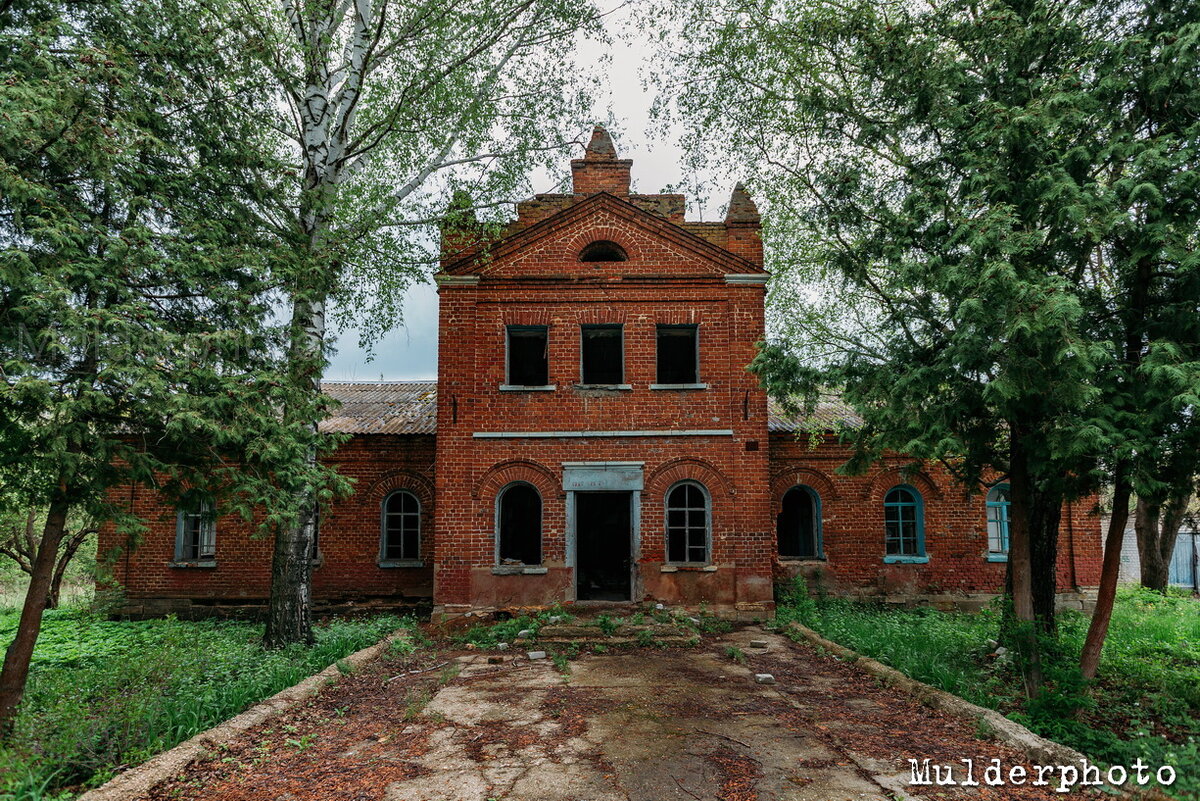 Затерянная и ни кем не посещаемая усадьба в Липецкой области. Показываю  фото и рассказываю историю. | Дневник Вольного Сталкера | Дзен