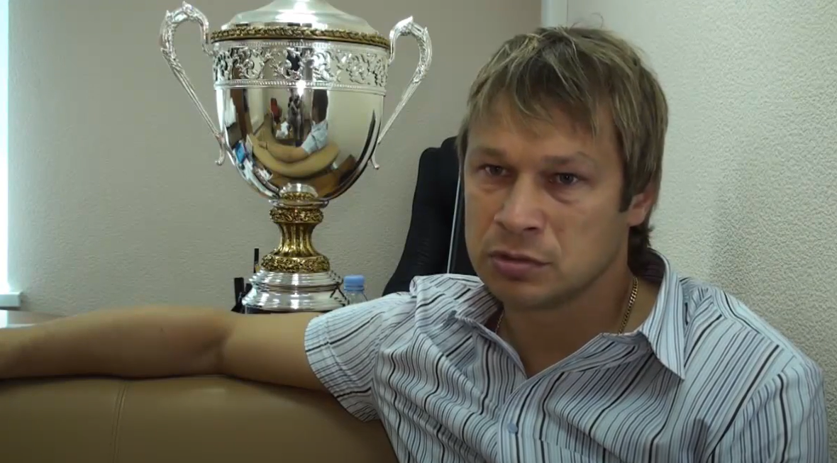 Дмитрий Попов