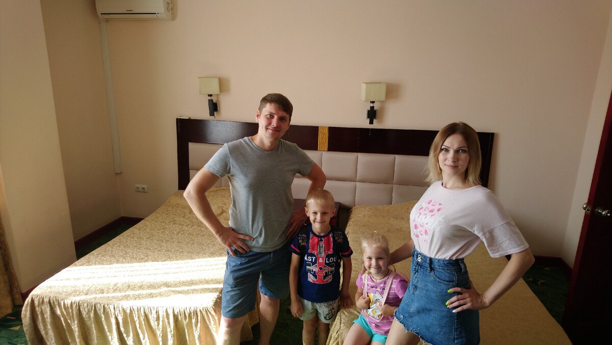 Отель Аврора