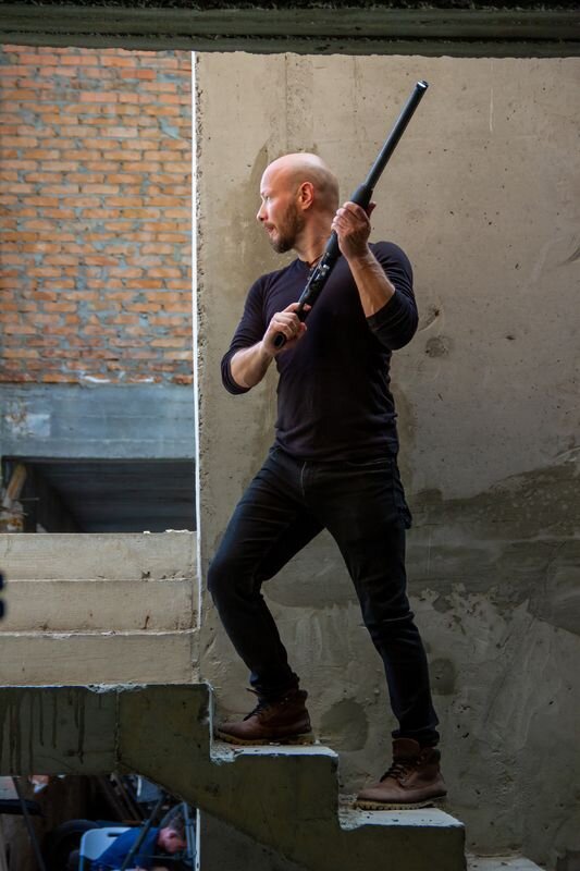 Кадр из сериала «Пес»