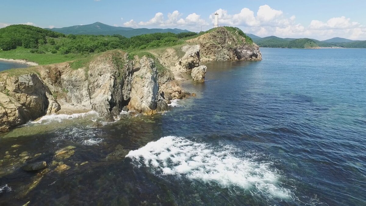 Дикий пляж в японии
