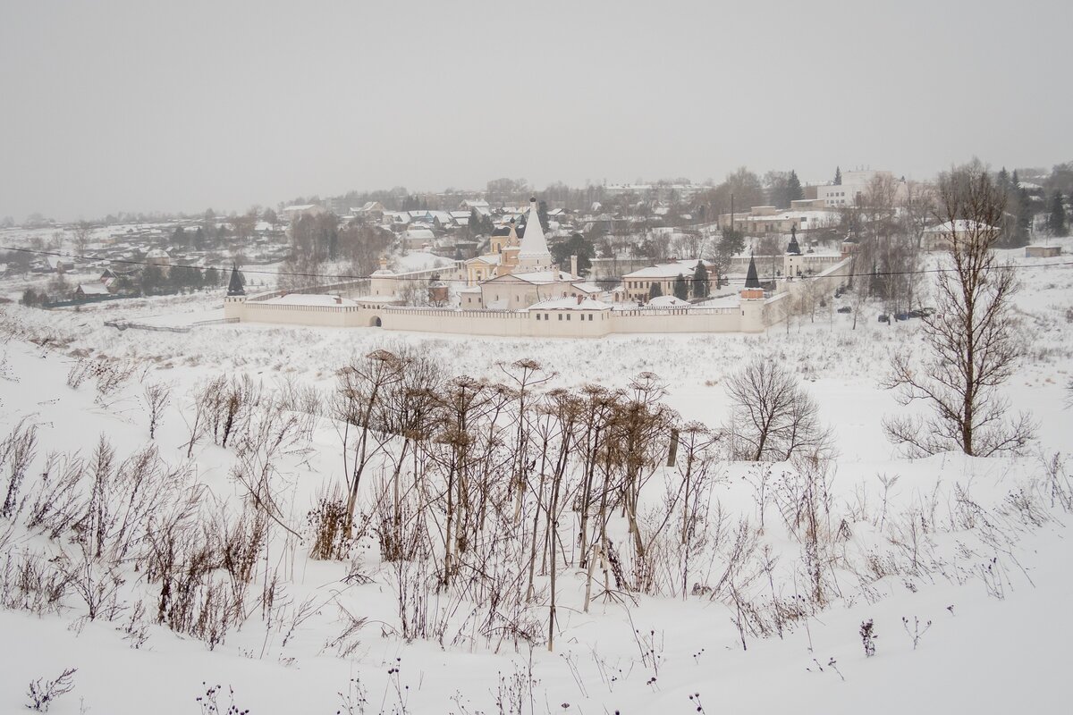 Александрскворцова старица ок. Симонов городок Тверская область. Старица в ноябре. Старица белой в Миловке. Старица новый год 2023 фото.