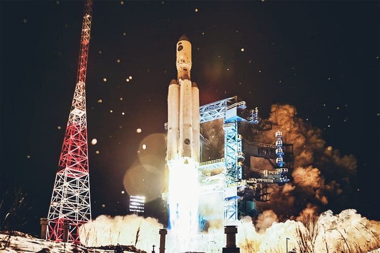 3...2...1...Поехали! Полет нормальный!....14 декабря 2020 года Ангара-А5 покинула Землю, а буквально на днях, вышел фильм посвященный внутреннему устройству ракеты.