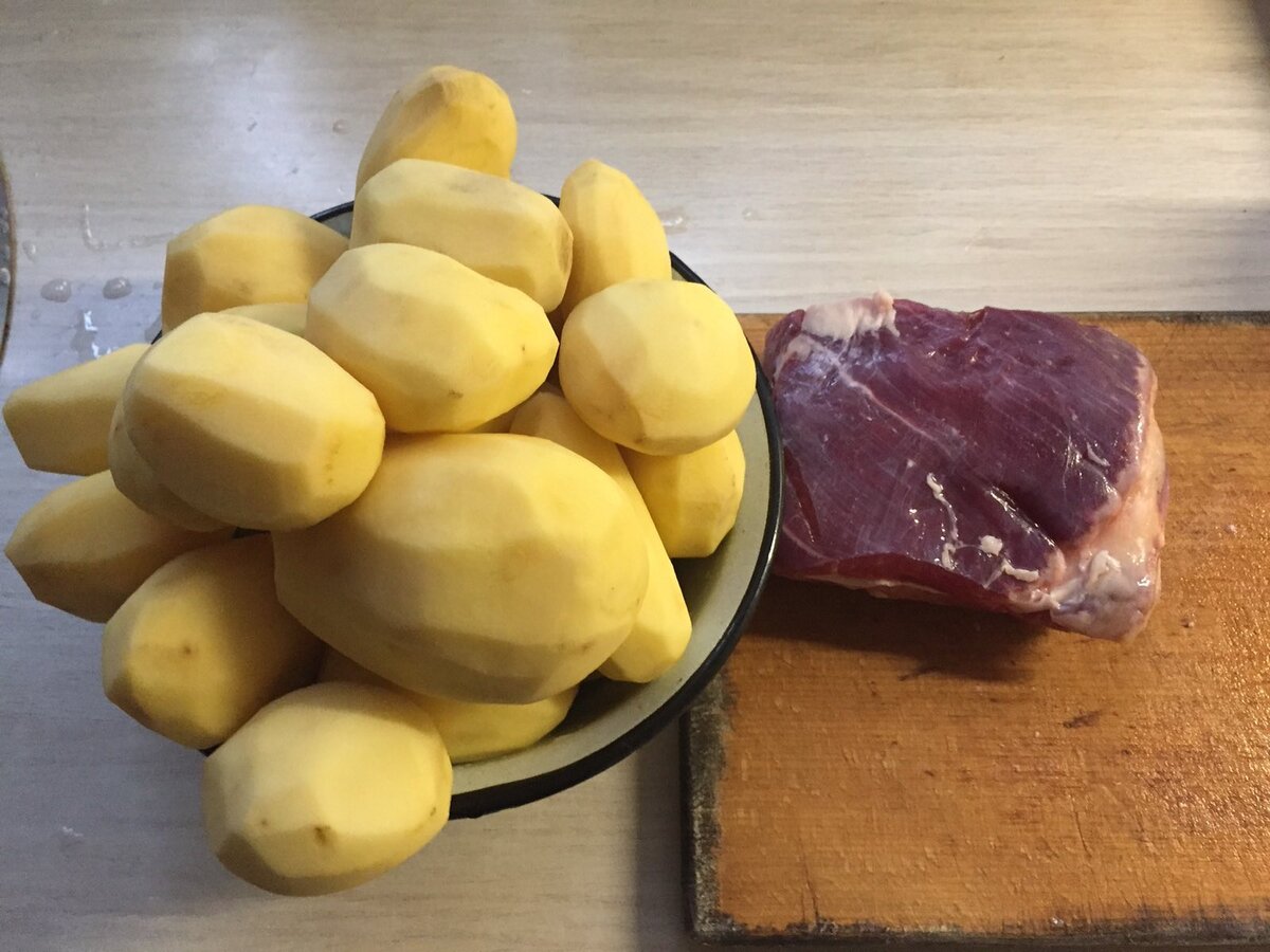 картошка и свинина