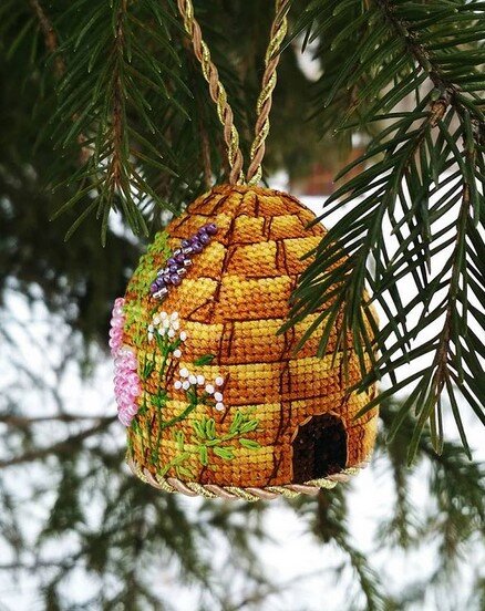 Фото взято в Инстаграм у @ksenia_i_vyshivka