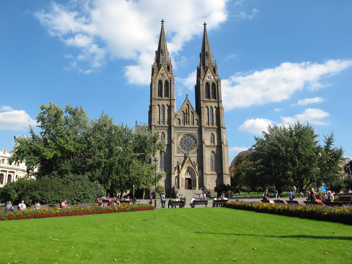 храм Святой Людмилы