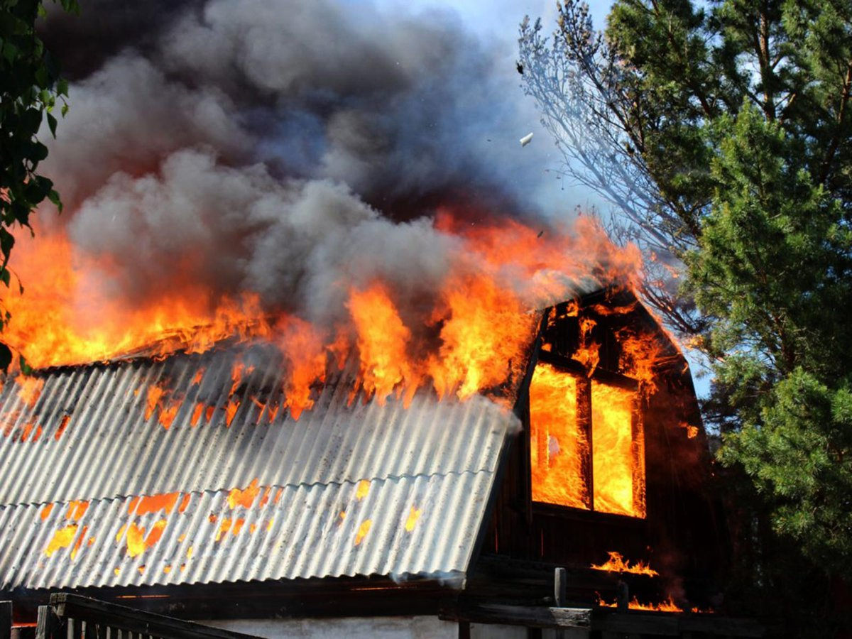 Пожар загородный