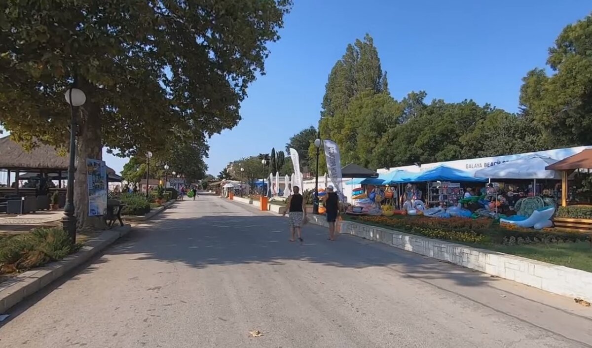 Променад вдоль моря