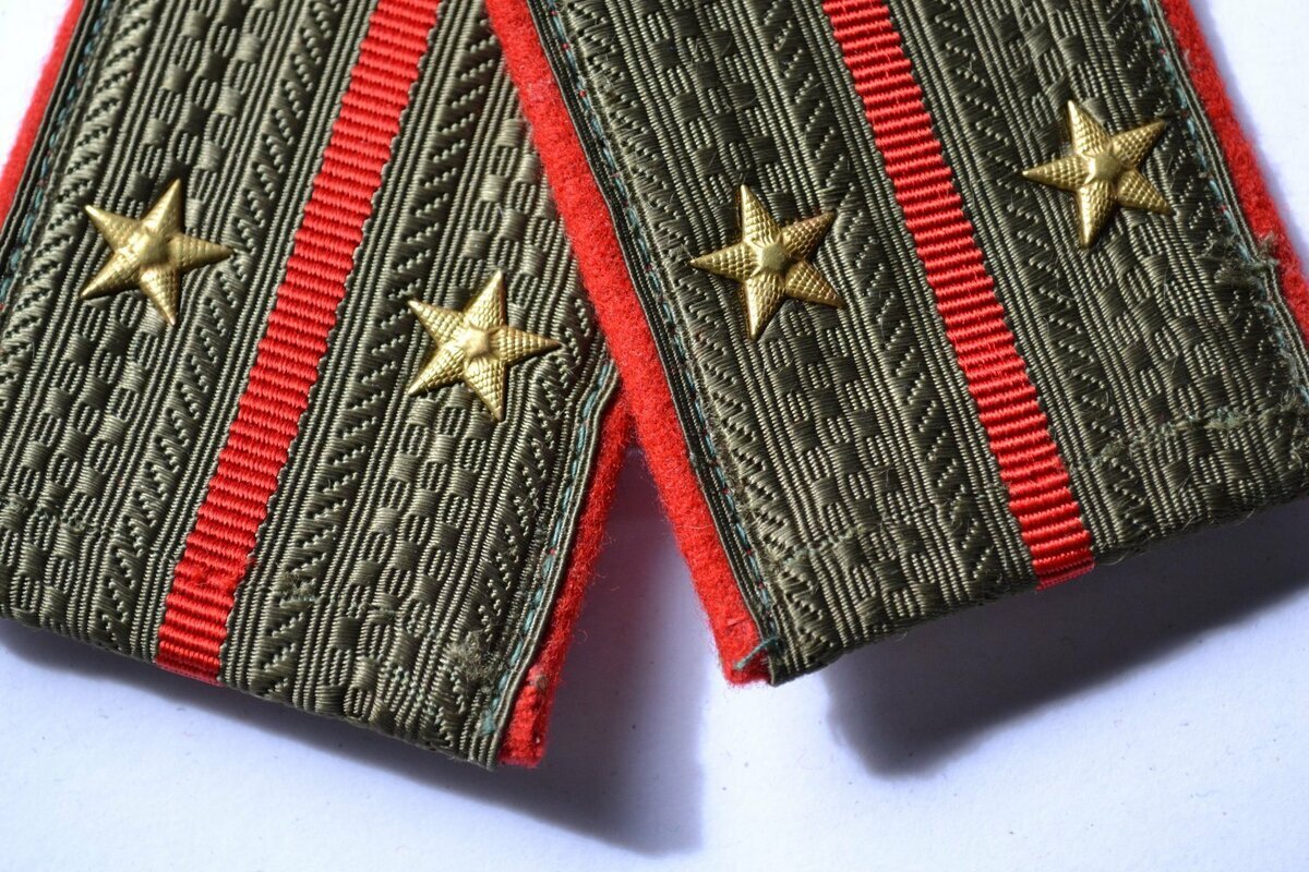 Картинка погоны лейтенанта