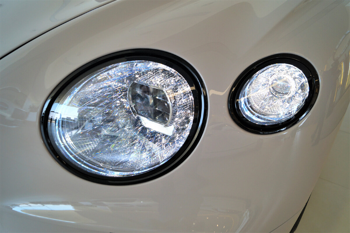 Передняя оптика Bentley Continental GT V8