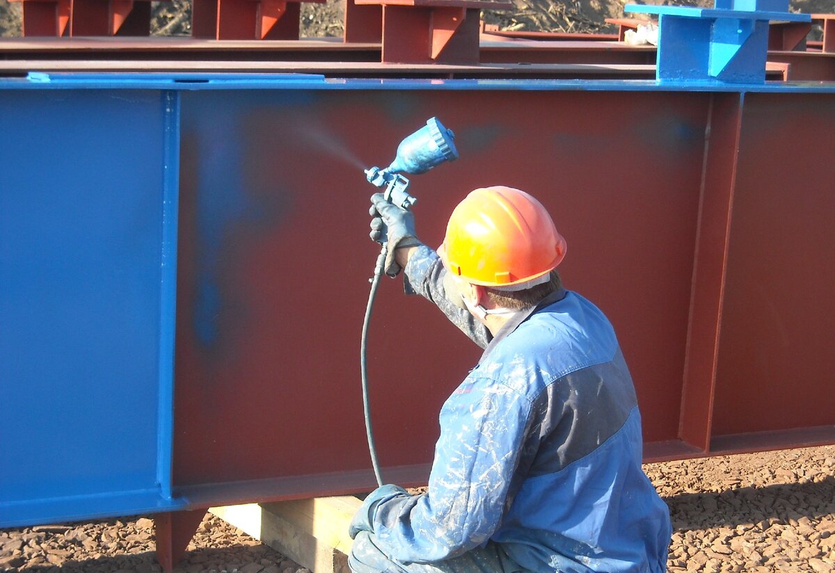 Участок окраски на открытой площадке (фото автора)