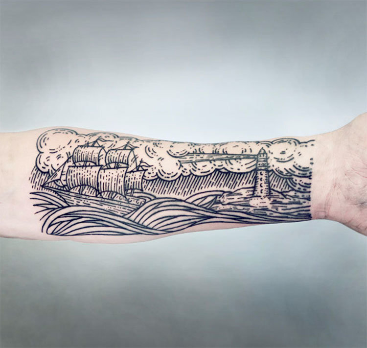 Гравюра в тату - изображение являющиеся  копией  рисунка, выгравированного на дереве, металле и других материалах.В работе используется : Черная краска, четкий контур, аккуратные линии, штриховка.