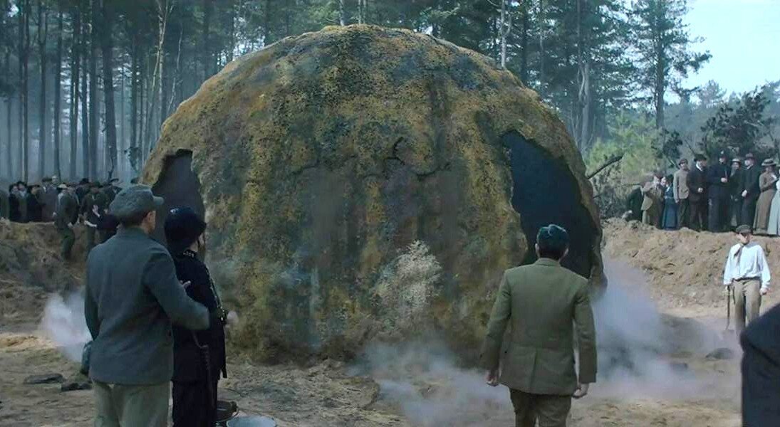 Кадр из мини-сериала "Война миров/The War of the Worlds"