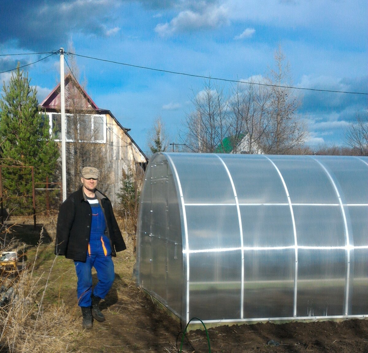 Как выбрать теплицу из поликарбоната советы. Теплица двойная дуга. Теплица как выбрать. Правильно выбрать теплицу из поликарбоната. Правильно выбрать теплицу из поликарбоната.