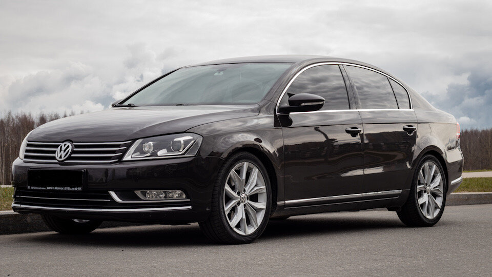 VW Passat B7       