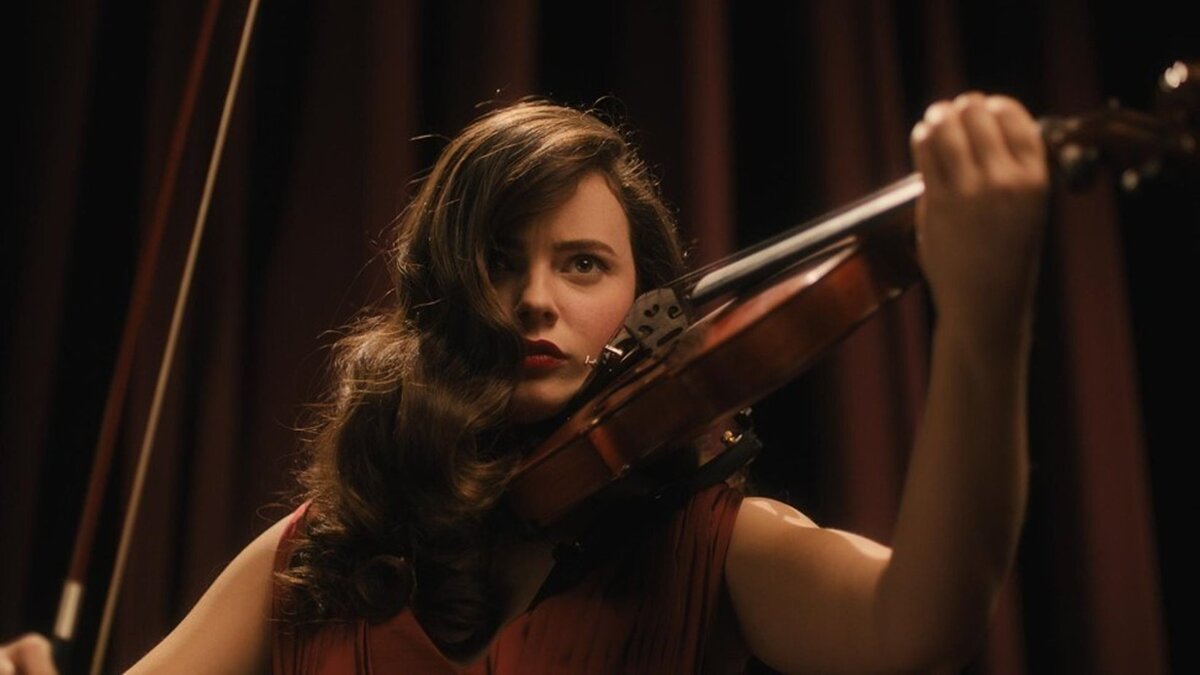 Кадры из фильма "Соната"