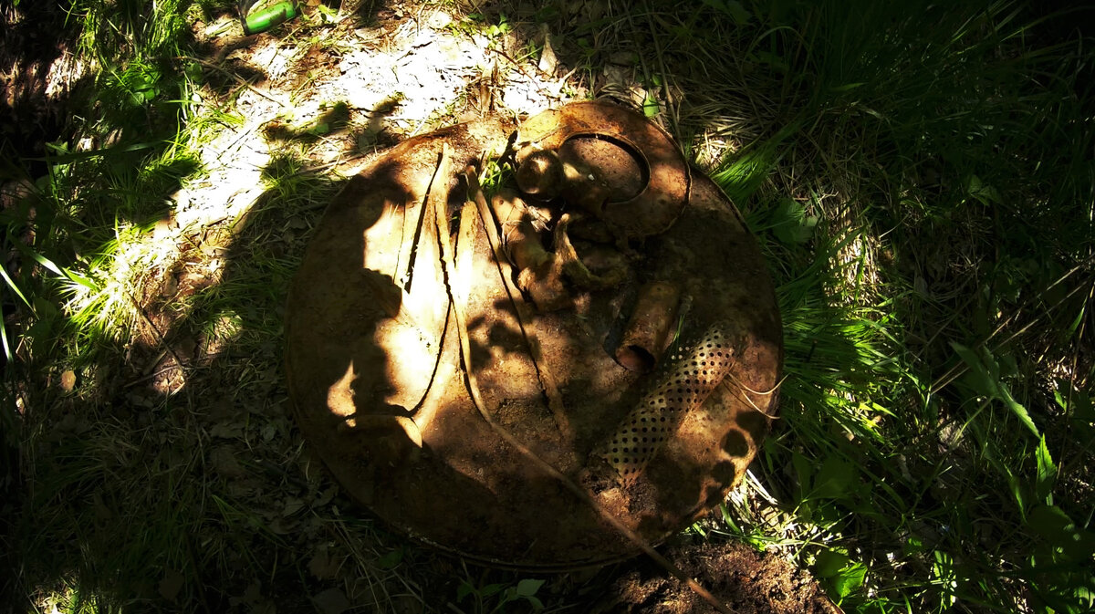 Металлолом из ямы