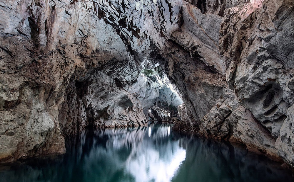 Le Grotte dell'Angelo a Pertosa – Пещеры Ангела, юг Италии