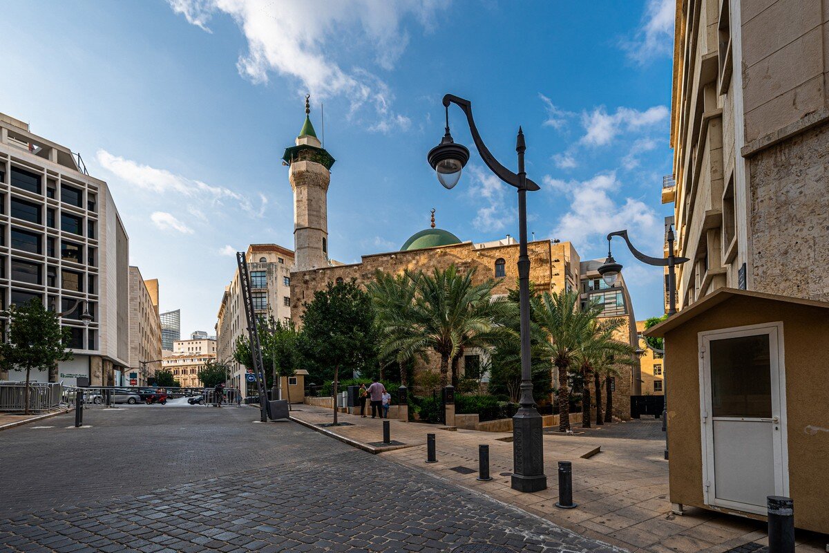 Телефона бейрут. Бейрут столица. Бейрут французский квартал. Улочки Бейрута. Бейрут улицы старого города.