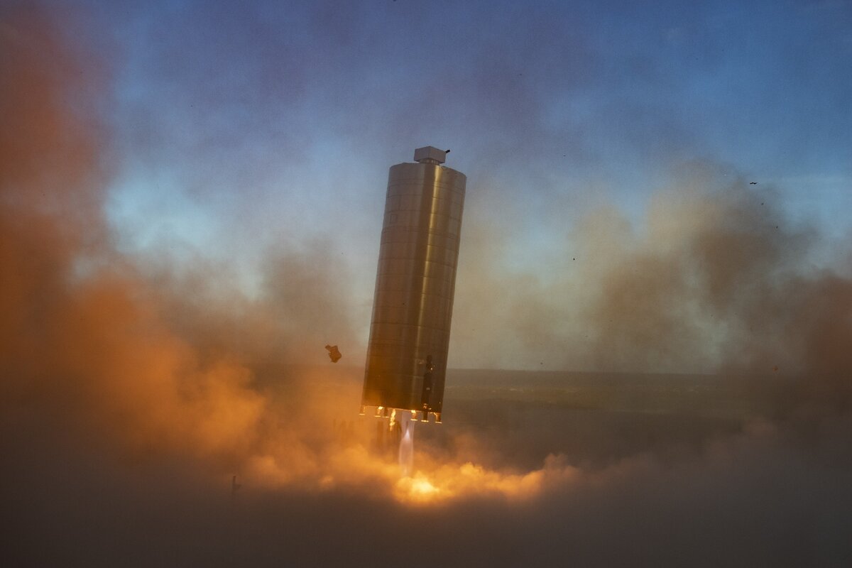 Прототип SN5 в момент посадки, фото SpaceX