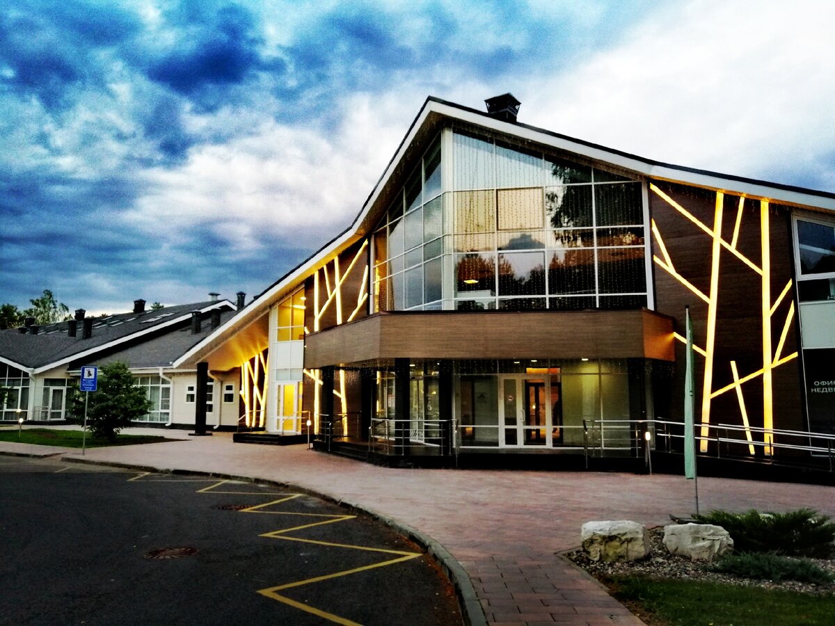 Отель 4 звезды. Листайте галерею. Фото: Мир Квартир