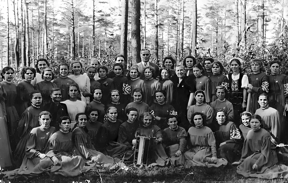 Хор клуба им. Ленина (сейчас КДЦ «Подмосковные вечера»)