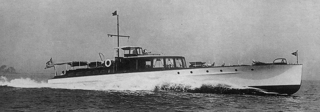 «Охека II» — прародительница «Шнелльботов» Кригсмарине. Её странное имя — сочетание начальных букв имени и фамилии владельца, миллионера Отто-Германа Кана