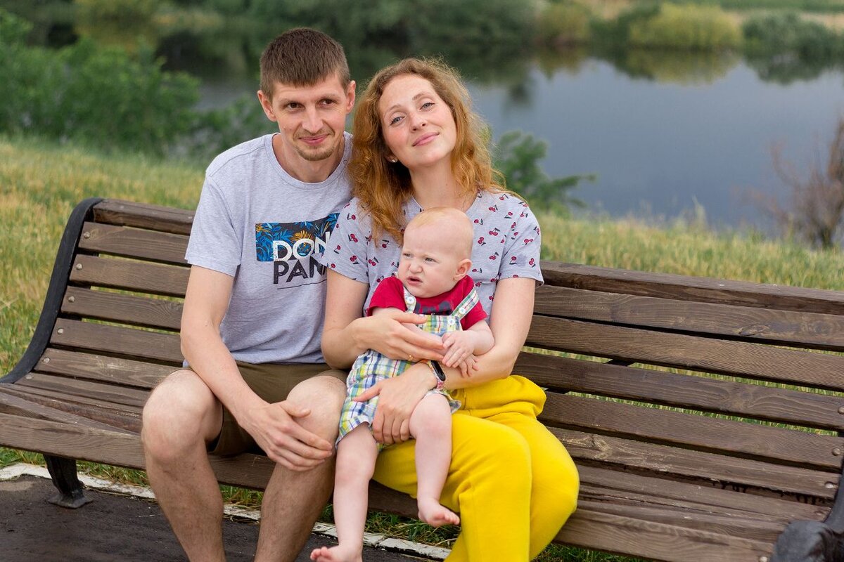 Лиля с семьёй