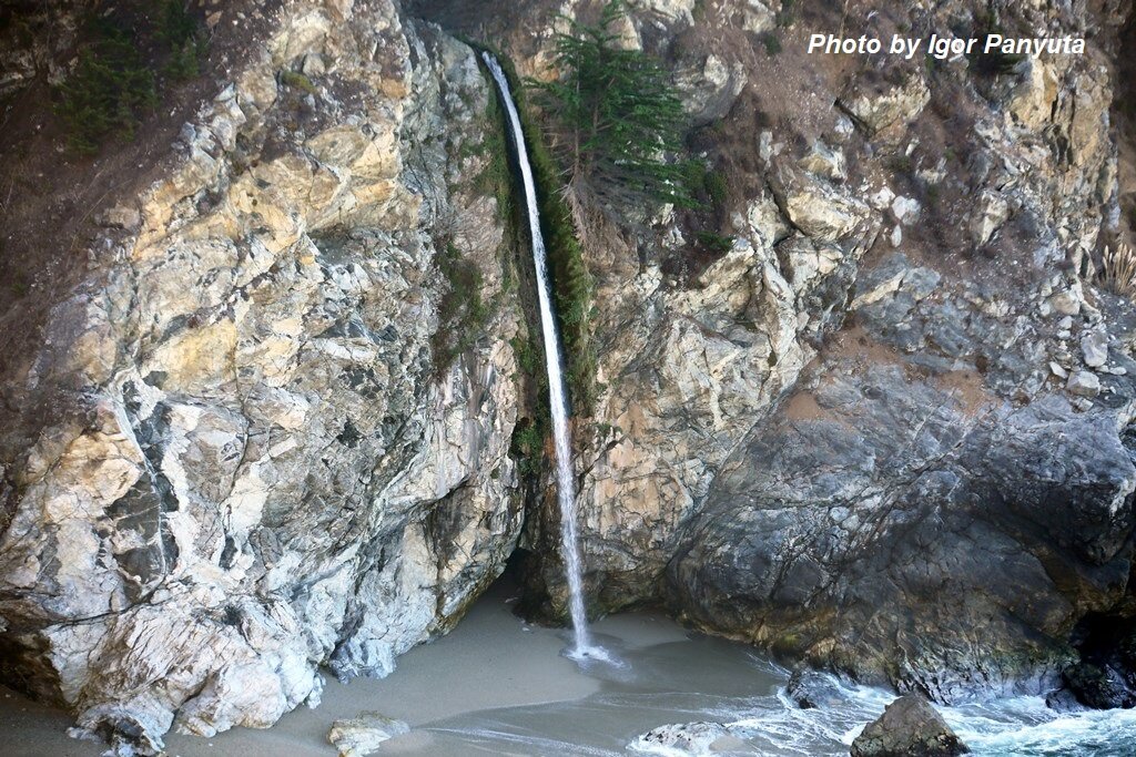 Водопад McWay Waterfall, Калифорния, США