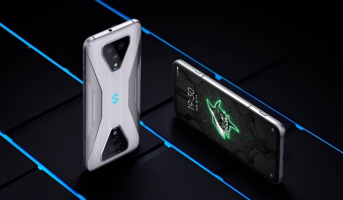#Black Shark 4 прошёл сертификацию в китайском регуляторе TENAA, благодаря чему стали известны ключевые характеристики геймерского гаджета. 
