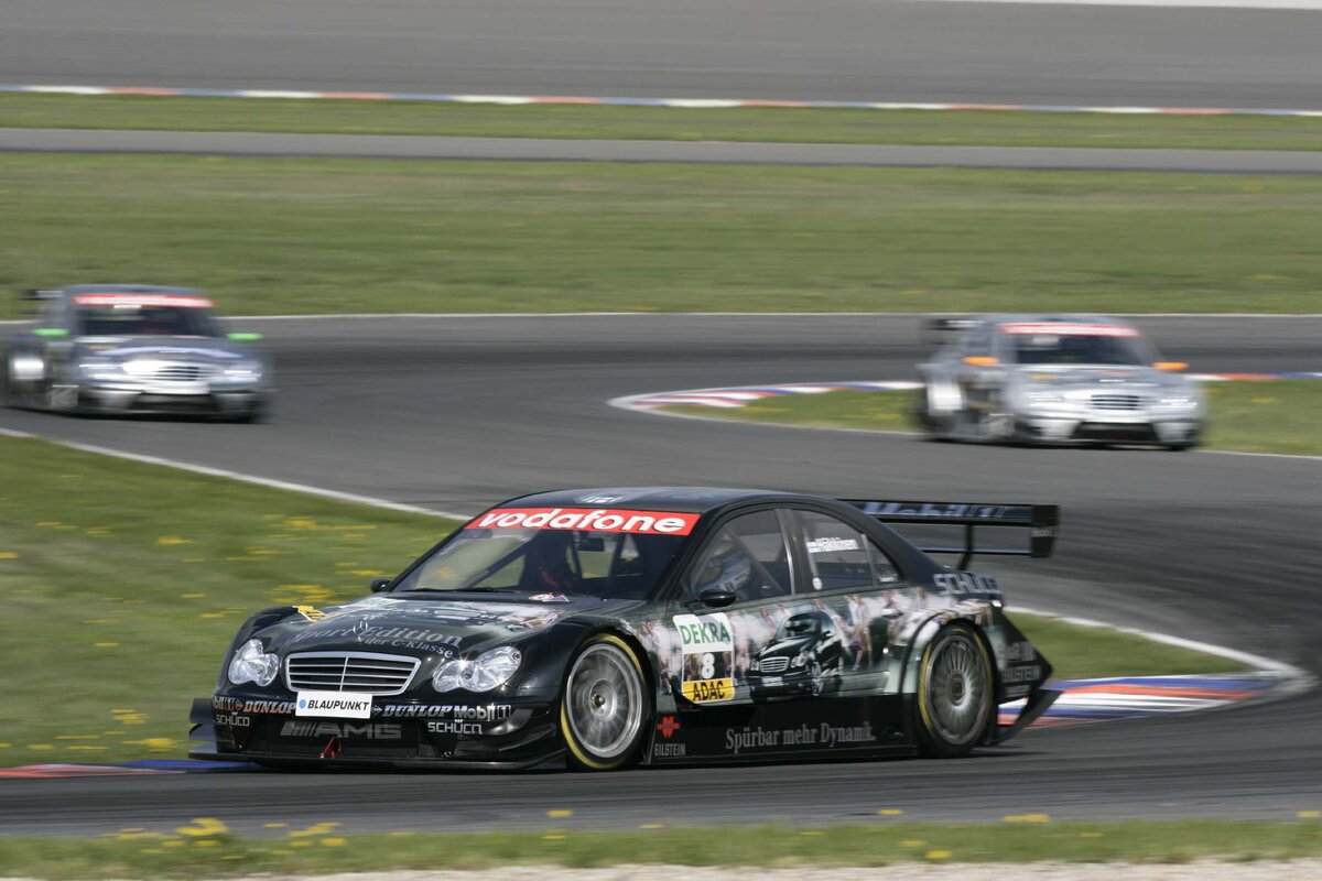 Мерседес AMG DTM