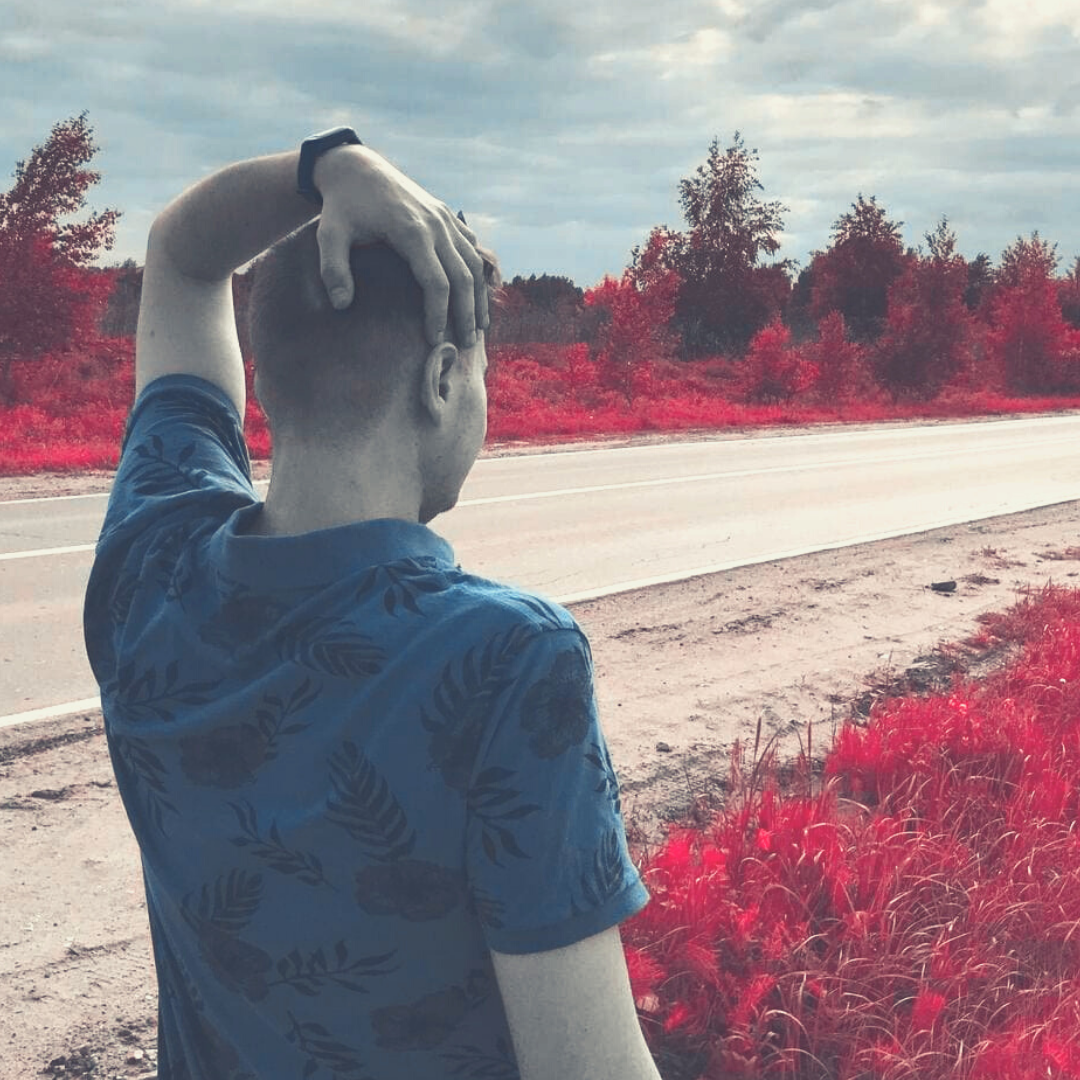 Смотрю в счастливое будущее