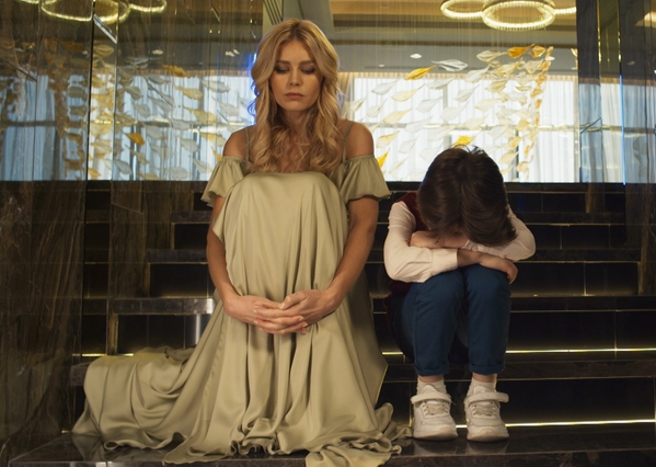 Сначала Екатерина не хотела сниматься в роли певицы в фильме "Отражение звезды"