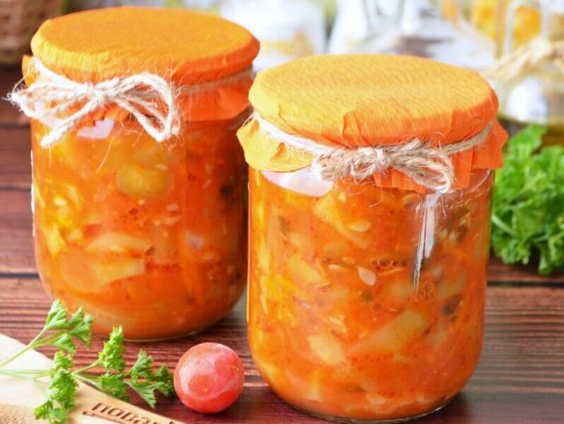 Салаты из кабачков на зиму: 7 вкусных и полезных рецептов для поклонников этого овоща