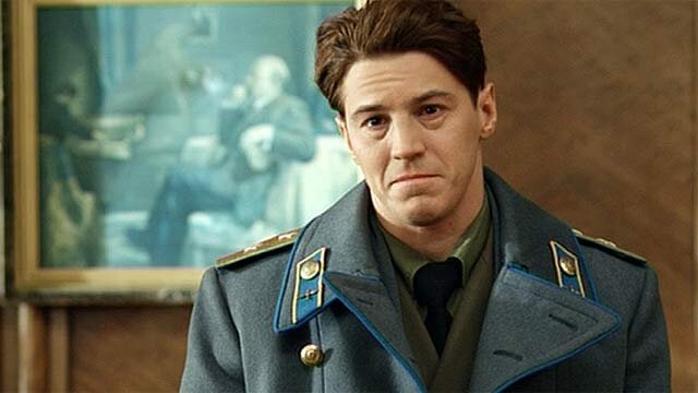 Василий Иосифович Сталин (1921-1962 гг.) в сериале "Сын отца народов". Актер - Гела Месхи. Источник: Газета.ру.
